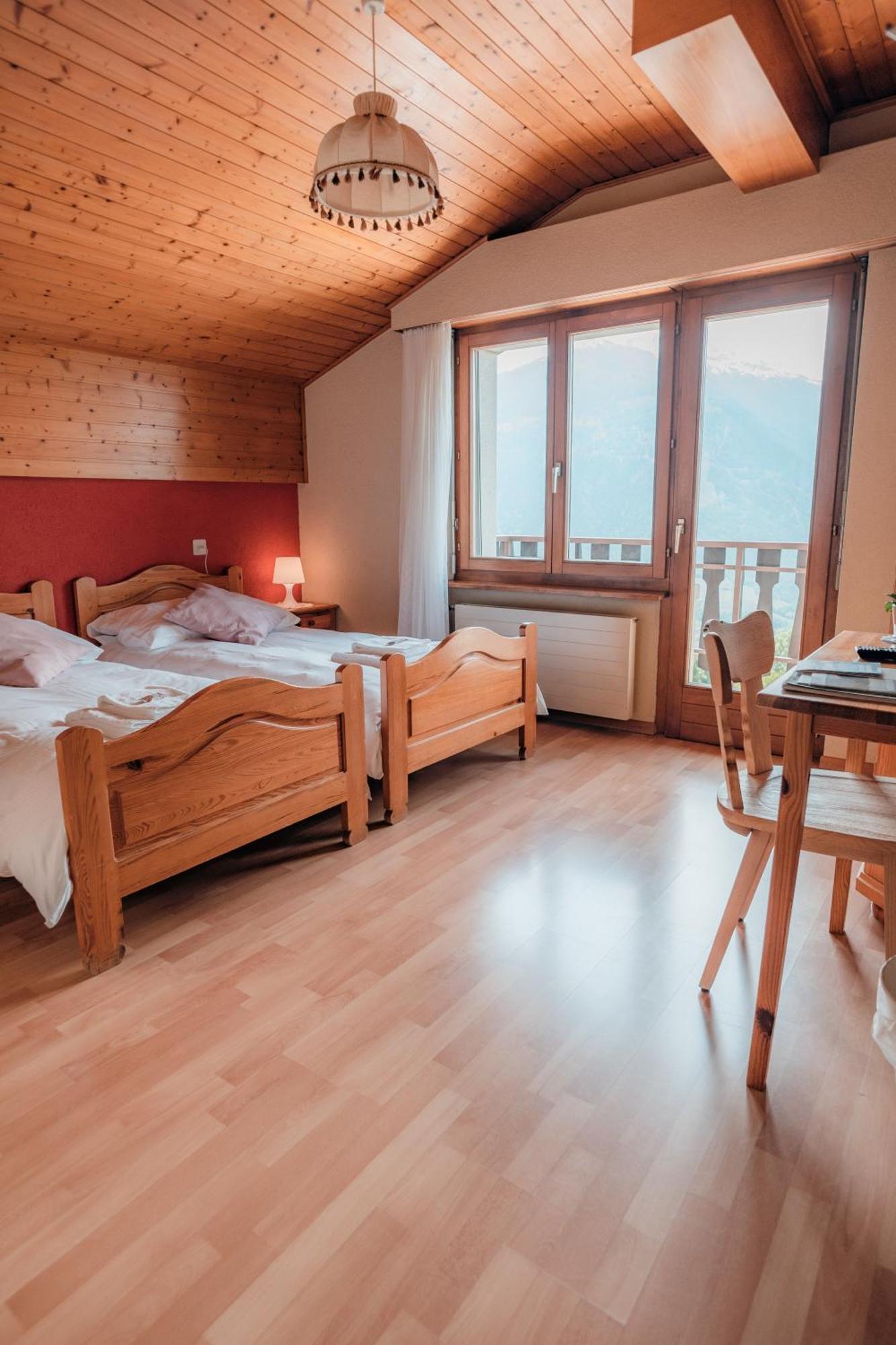 Отель Relais Fleuri Chermignon-d'en Bas Экстерьер фото