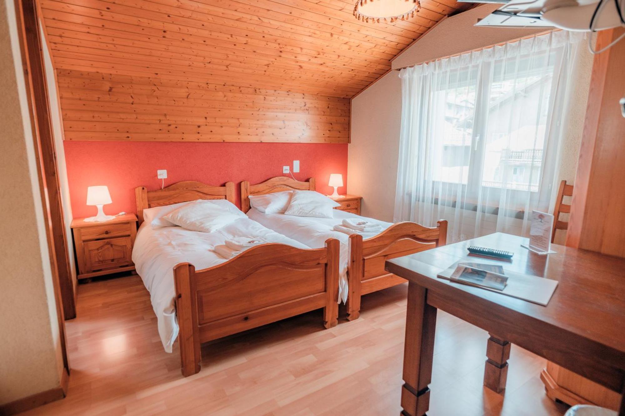 Отель Relais Fleuri Chermignon-d'en Bas Экстерьер фото