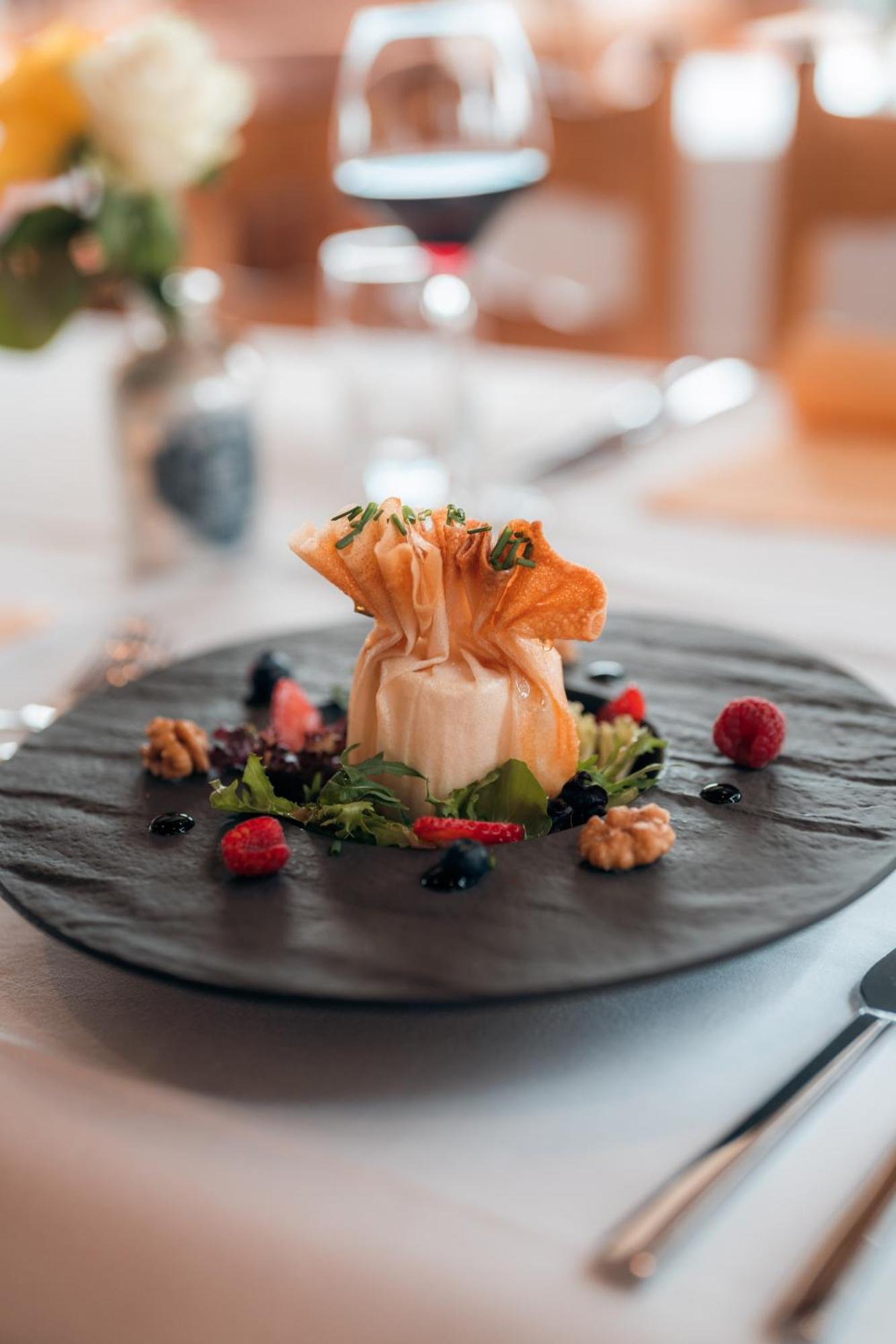 Отель Relais Fleuri Chermignon-d'en Bas Экстерьер фото